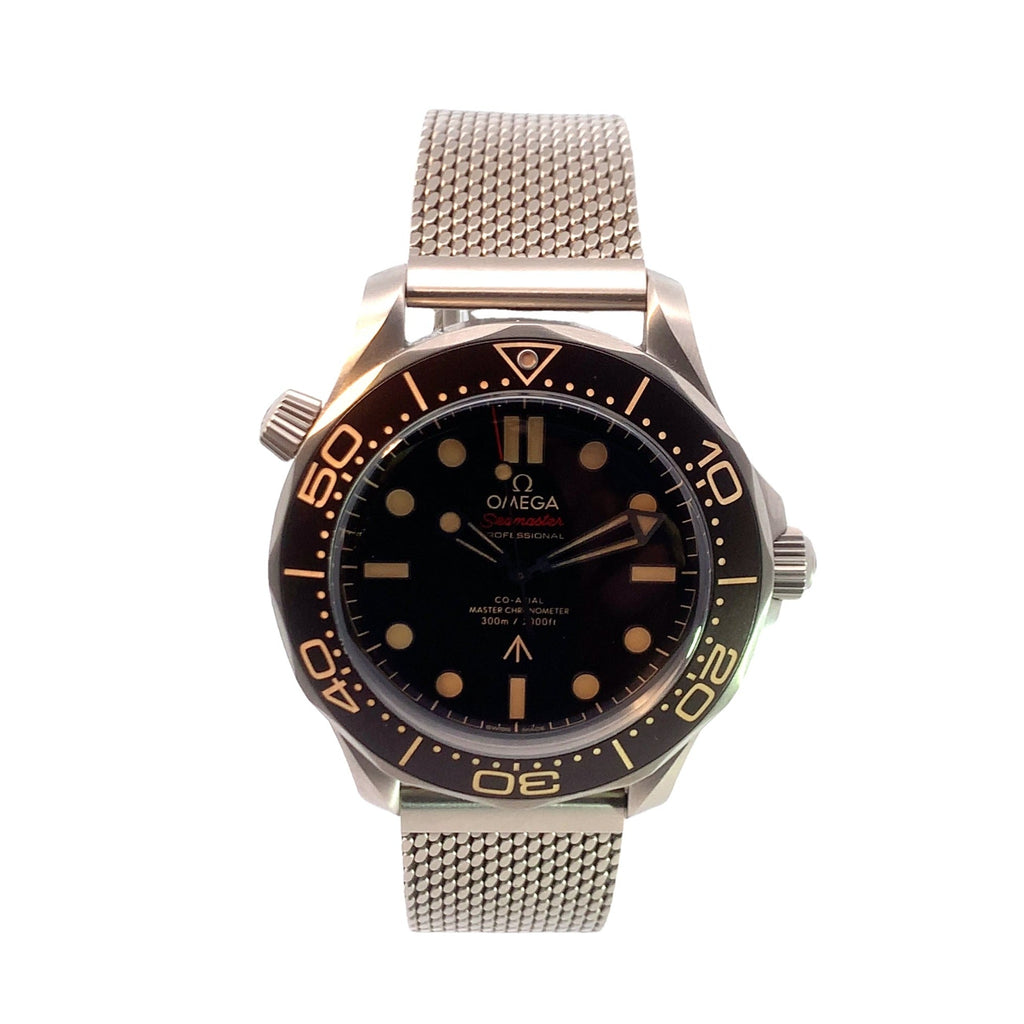 PRE-OWNED OMEGA SEAMASTER DIVER 300M 007 EDITION 210.90.42.20.01.001