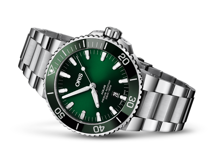 Oris aquis date green hot sale